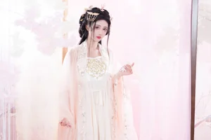 YiTuYu Art Language Vol.5561: Featuring Qi Luo Sheng De Xiao Su Su Artistic Photography - image 4