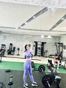The Stunning Beauty of Vo Nhat Linh: Phan Van Duc’s Wife and Their Lavish Lifestyle - image 13