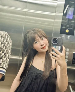 The Stunning Beauty of Vo Nhat Linh: Phan Van Duc’s Wife and Their Lavish Lifestyle - image 4