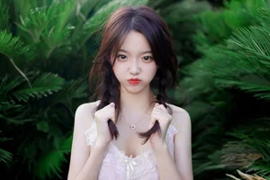 Exploring the Visual Elegance of Xiao Mi Dou in YiTuYu Vol.4623 - image 10