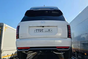 2026 Hyundai Palisade High Roof: The Ultimate Land Private Jet Experience - image 6