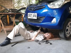 The Viral Mechanic: How Bold Fashion Choices Spark Global Social Media Debates - image 0