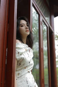 YiTuYu Art Language Vol.6826 Featuring Elaine: A Masterclass in Portrait Photography - image 1