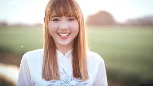 Thai Influencer Goes Viral with Elegant Vietnamese Ao Dai Photoshoot - image 9