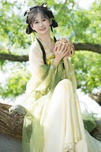 Captivating Expressions: YiTuYu Art Language Vol.7153 Jiao Yi Zhi Sui Sui - image 16