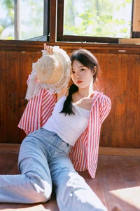 Wei Wei Art Language Vol.6410 Elegant Portrait Gallery - image 0