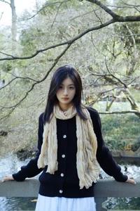 YiTuYu Art Language Vol.7225: Sha Sha Shuai Shuai Yu’s Captivating Visual Story - image 13