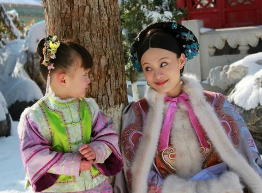 Ji Sihan: The Stunning Evolution of Zhao Wei’s On-Screen Daughter After 10 Years