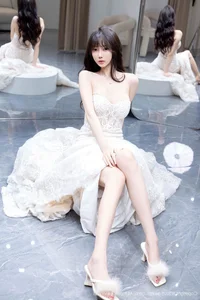 Sophisticated Allure: A Cinematic Visual Journey Into Yueer Yueer’s Timeless Elegance - image 2