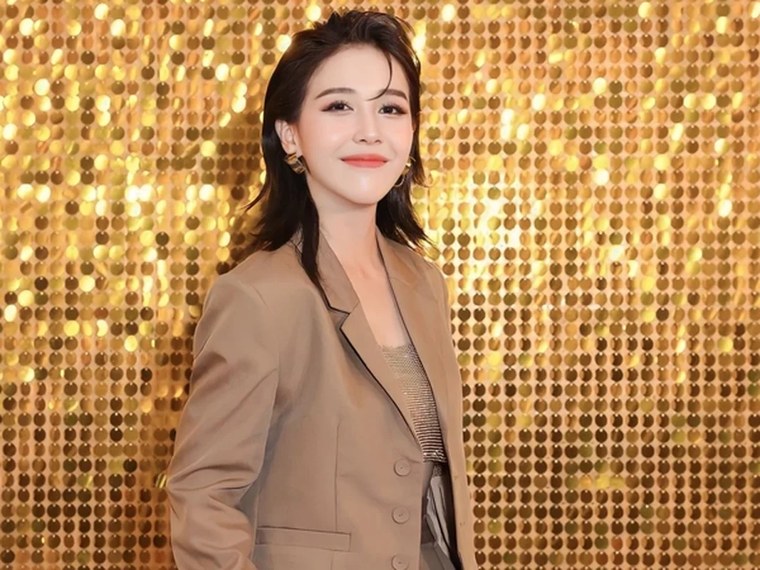 Hau Hoang Transformation: Netizens Praise the YouTuber's Stunning and Feminine New Look
