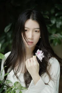 Elegant Portraits: YiTuYu Art Language Vol.5225 Cynthia Photography Collection - image 1
