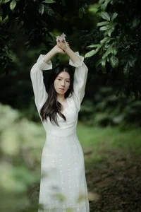 Elegant Portraits: YiTuYu Art Language Vol.5225 Cynthia Photography Collection - image 2