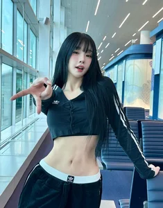 The Micro-Top Trend: Exploring Korea's Boldest Summer Fashion Movement - image 9