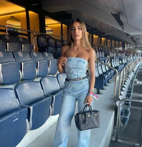 Luxury Hermès Handbags: How Top WAGs Style the World's Most Expensive Accessories - image 0