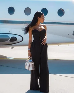 Luxury Hermès Handbags: How Top WAGs Style the World's Most Expensive Accessories - image 9