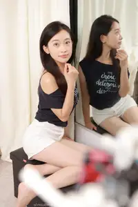 Discover the Alluring Charm of Chinese Model Xiao Jie in IESS SXJ No.2143: Casual Elegance Unveiled - image 7