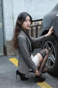 IESS Gallery Featuring Model Xiao Bao: The Elegant Half-Tube Stocking Collection - image 48