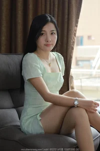 Elegant Hosiery Fashion: IESS SXJ No.1705 Featuring Model Wan Ping - image 11