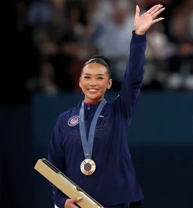 H'Mông American Athlete at Olympic 2024: Heritage, Success, and Pho - image 7