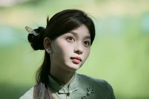 Elegant Modern Cheongsam Fashion by Qu Qi: YiTuYu Art Language Vol.9352 - A Stunning Collection of Fresh Qipao Style and Artistic Photography - image 15