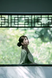 Elegant Modern Cheongsam Fashion by Qu Qi: YiTuYu Art Language Vol.9352 - A Stunning Collection of Fresh Qipao Style and Artistic Photography - image 10