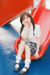 Pao Fu Xiao Fang's Radiant Youth: School Uniform at Dynamic Playground | YiTuYu Vol.8569 - image 0
