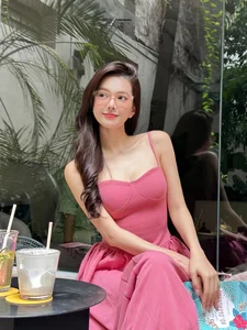The Beautiful 'Fangirl' Spotted Alongside Soobin Hoang Son - image 6