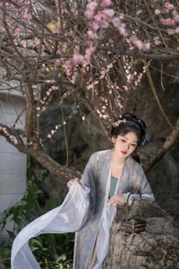 Modern Aesthetic and Style: Shen Shi Si in Art Language Vol.6489 - image 5