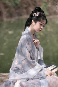 Modern Aesthetic and Style: Shen Shi Si in Art Language Vol.6489 - image 23