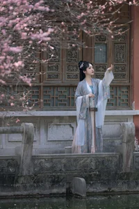 Modern Aesthetic and Style: Shen Shi Si in Art Language Vol.6489 - image 0