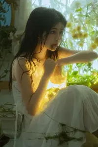 Xing Zhi Ka Tao: Dreamy Beauty in YiTuYu Art Language Vol.8825 Collection - image 3