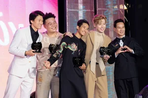 Ly Hai and Minh Ha Family Shine in Coordinated Red Carpet Outfits - image 10