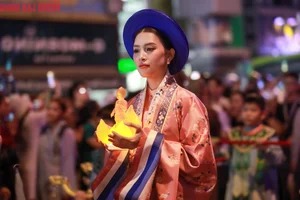 Vietnamese Celebrities and Beauty Queens Join Sacred Vesak Procession and Buddha’s Birthday Celebration - image 0
