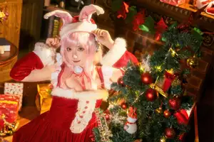Coser Sonico Christmas: Sweet & Alluring Santa Bunny Beside Sparkling Tree - image 11