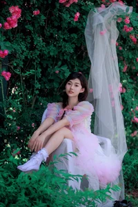 YiTuYu Art Language Vol.4649 Pei Tong Xue Artistic Gallery - image 0