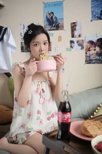 Xue Xue Captivates in YiTuYu Art Language Vol.6987: A Visual Journey - image 10