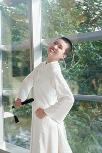 Evolution of Pháo’s Style: From Glamorous Roots to Bold and Edgy Streetwear - image 6