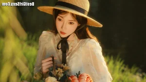 Artistic Portrait Series: YiTuYu Art Language Vol.4053 Featuring Liu Liu Yang Liu Liu - image 20