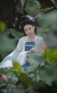 Artistic Beauty Captured in YiTuYu艺图语 Art Language Vol.7339 Featuring Yu Fang - image 6