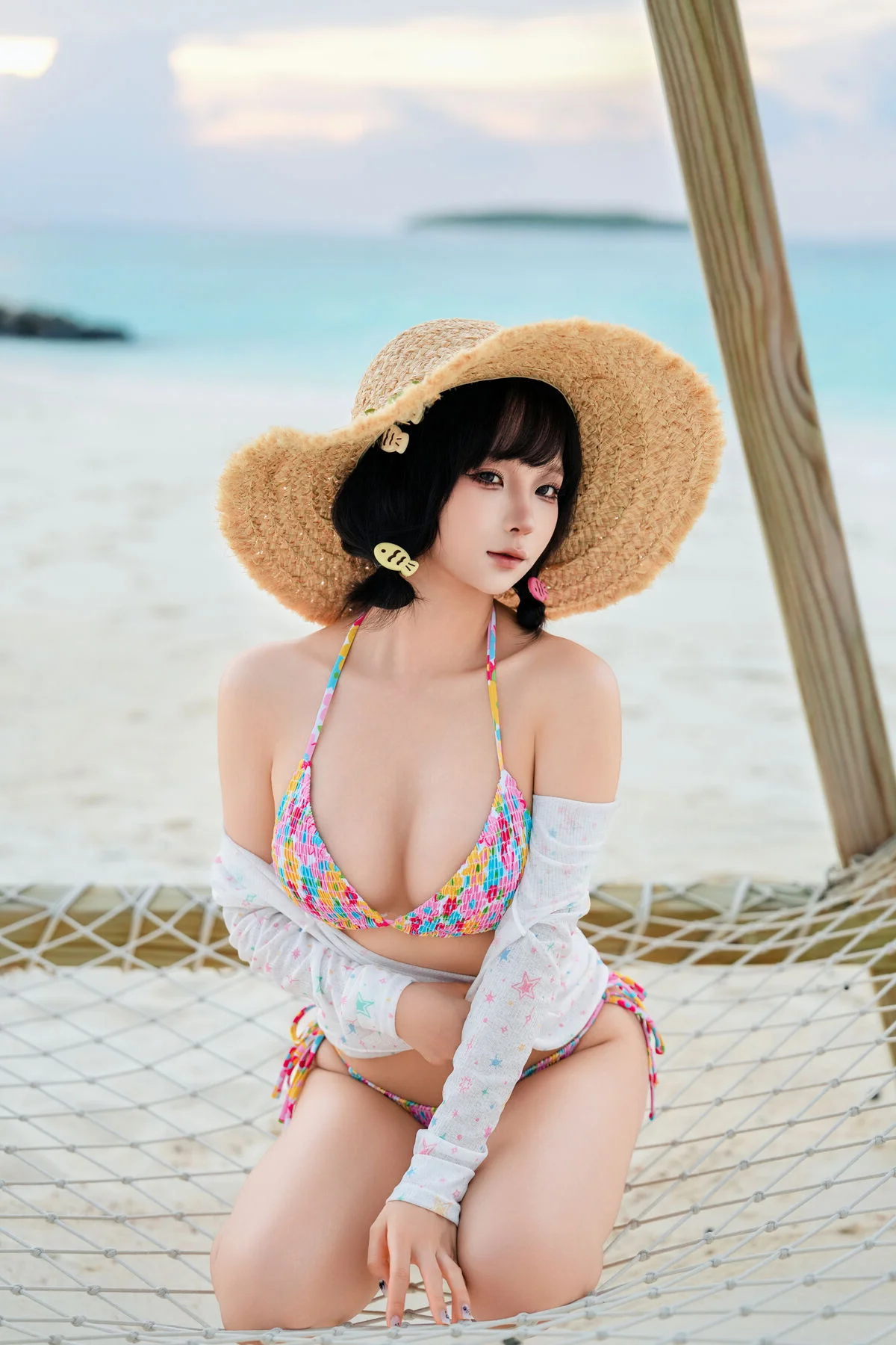 Pure Coastal Beauty with Coser Chunmomo Selfie Series
