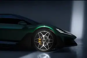 Dreame Auto Electric Hypercar Unveiled: Stunning Design, 1000+ HP, Ready for CES 2026 - image 4