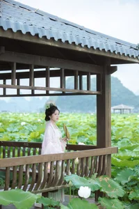 Shen Shi Si Debuts in YiTuYu Art Language Vol.7380 Gallery - image 23