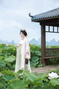 Shen Shi Si Debuts in YiTuYu Art Language Vol.7380 Gallery - image 24