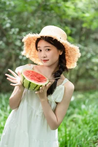Visual Storytelling in YiTuYu Art Language Vol.5993: Featuring Cheng Zi Shu - image 0