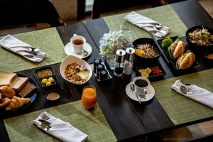 Exclusive IHG One Rewards Member Benefits: Luxury Dining and Hotel Offers Across Global Destinations - image 2