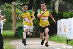 Unique Celebrations and High Spirits at the Annual Press Community Marathon - image 11