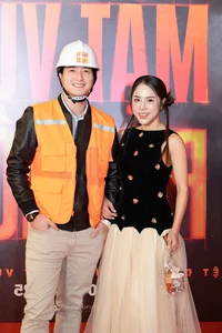 Red Carpet Glamour: Misthy, Thanh Huong, and Diem Hang Shine at Star-Studded Event - image 0