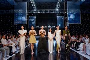 Innovative Student Fashion: A Visual Feast from the Hanoi University of Architecture Design Showcase - image 3