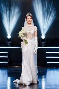 Innovative Student Fashion: A Visual Feast from the Hanoi University of Architecture Design Showcase - image 14