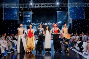 Innovative Student Fashion: A Visual Feast from the Hanoi University of Architecture Design Showcase - image 23